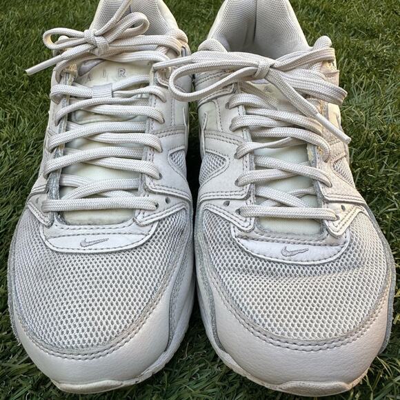 Nike Air Max Command Women’s Grey White Retro Low Top Lace Up Sneakers Sz 9 - Picture 6 of 12
